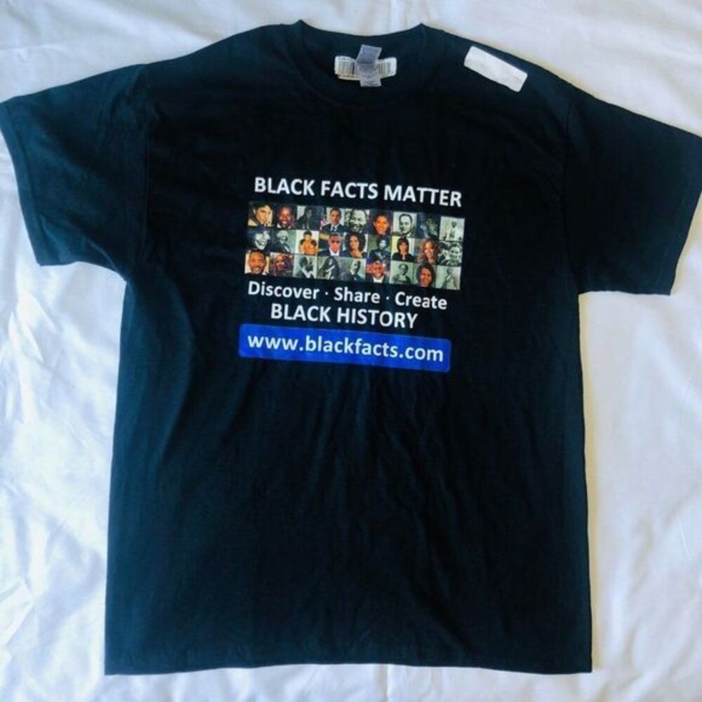 Brand New Black History T-Shirt Size M Black Facts 100% Cotton No Tag For Men